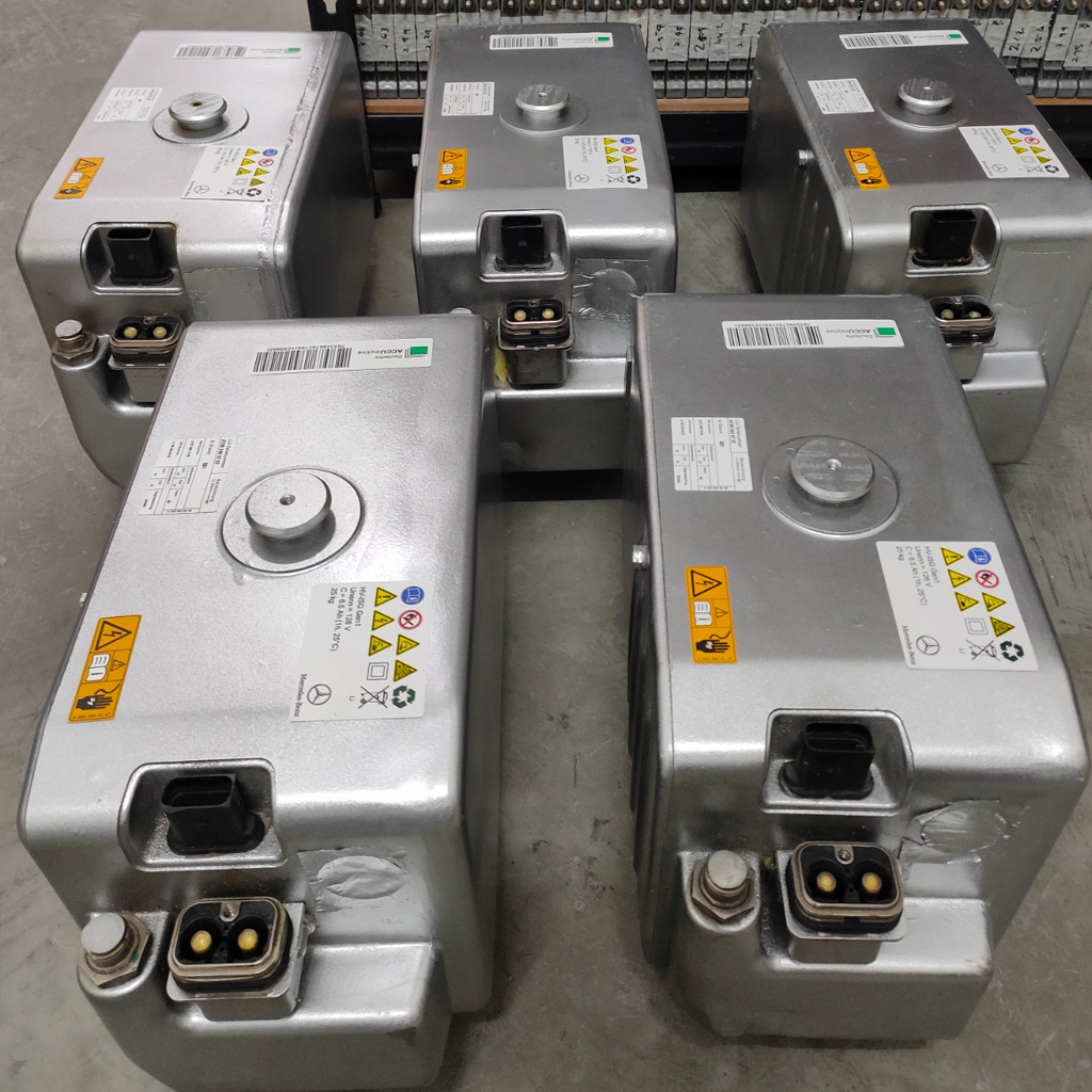 Mercedes W212 Hybrid Battery Image